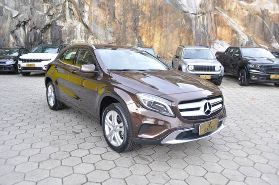 MERCEDES-BENZ GLA 200 1.6 CGI ADVANCE 16V TURBO FLEX 4P AUTOMÁTICO MERCEDES-BENZ GLA 200 1.6 CGI ADVANCE 16V TURBO FLEX 4P AUTOMÁTICO